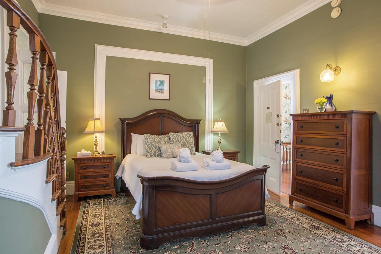The Artist House Bed & Breakfast Key West Exterior photo